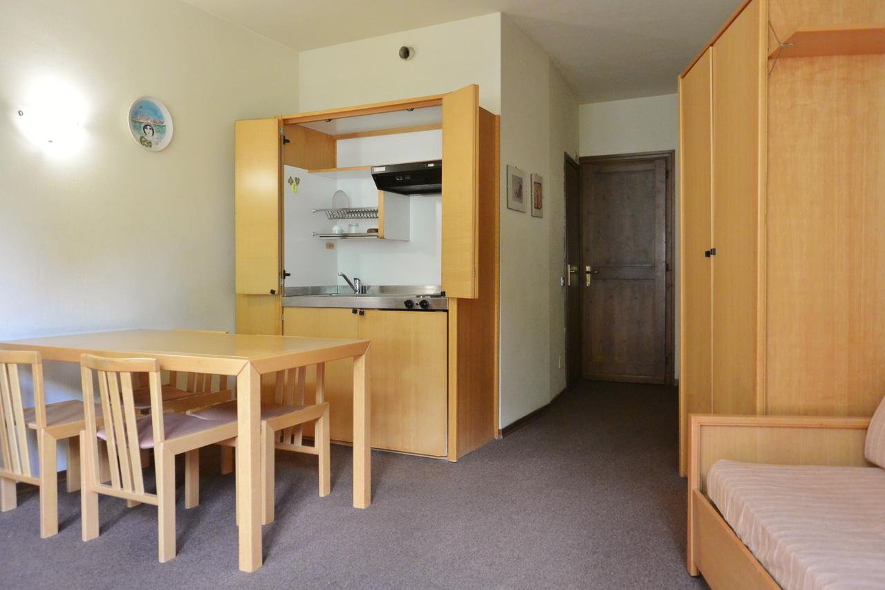 Appartamenti La Maison De Vacances Бройл-Червиня Екстериор снимка